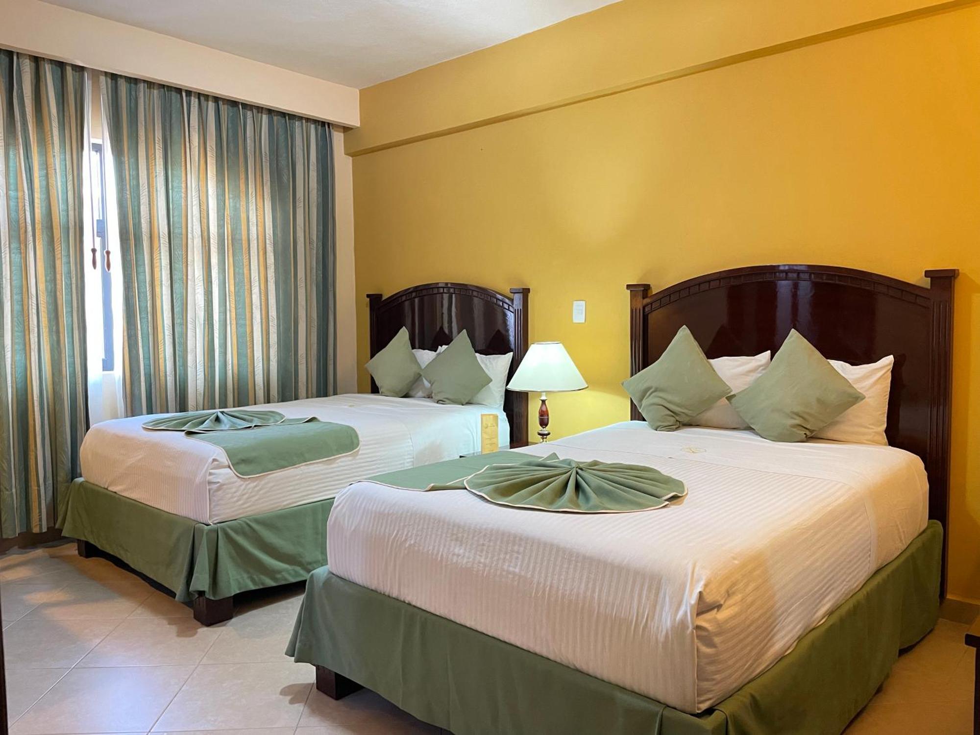 Hotel Centenario Iguala Экстерьер фото